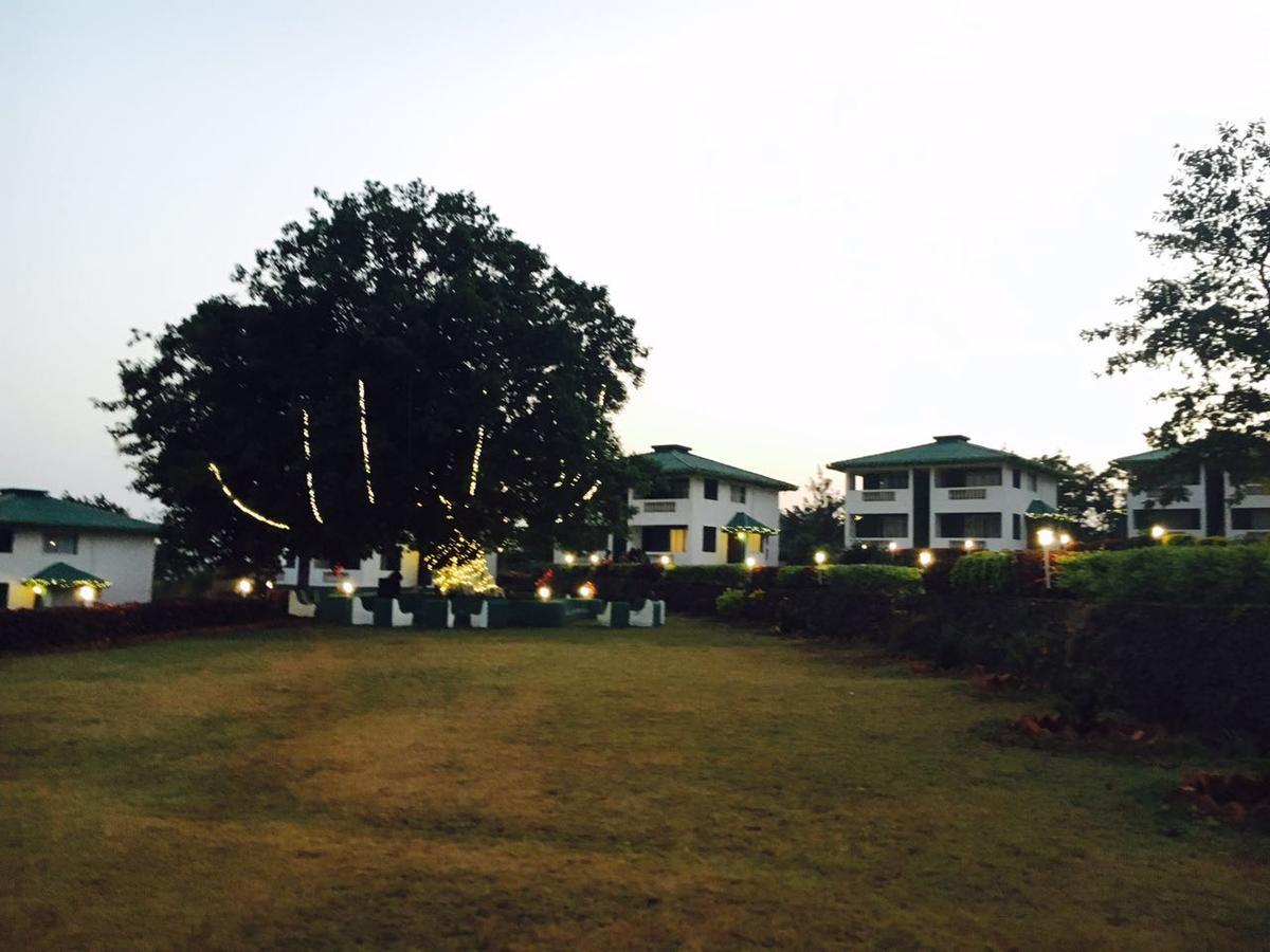 Presidency Highland Resort Koynanagar Buitenkant foto